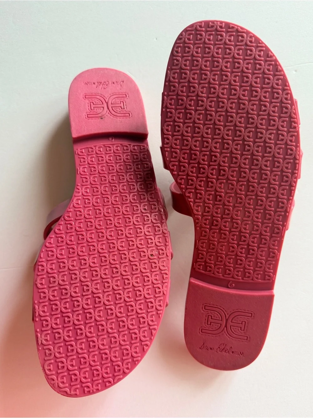 Sam Edelman bold hot
